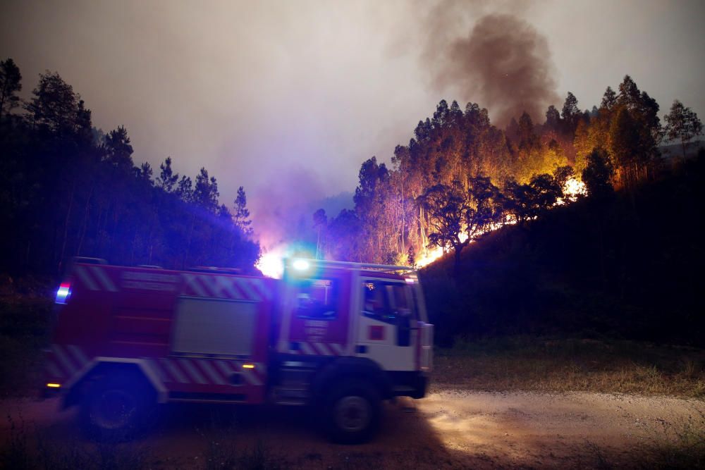 Incendio de grandes dimensiones en Portugal