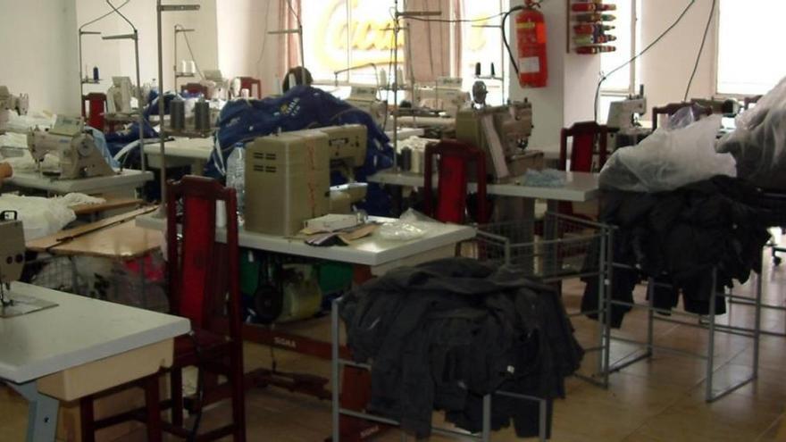 Bruselas alerta del aumento de bisutería y ropa con materiales tóxicos