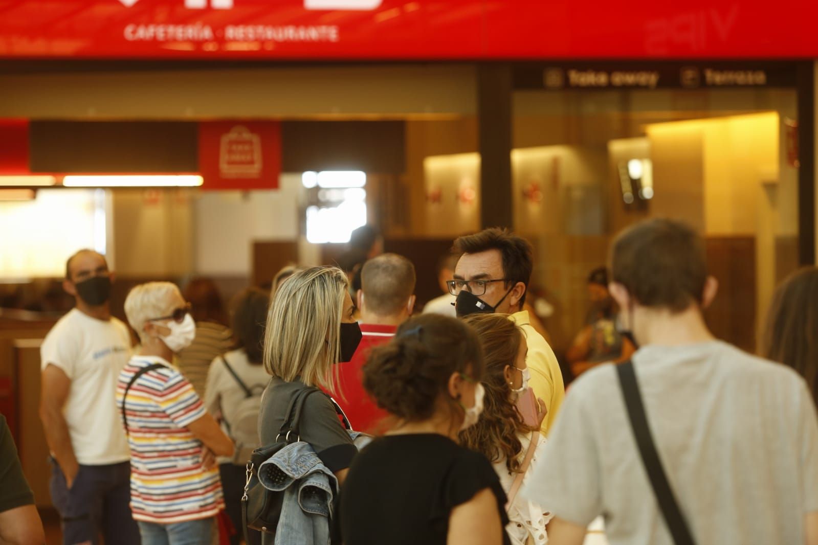 El Día de la Hispanidad en Alicante, en imágenes