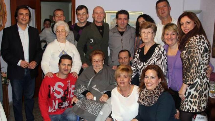 La vecina Rosario Cabanillas celebra su centenario