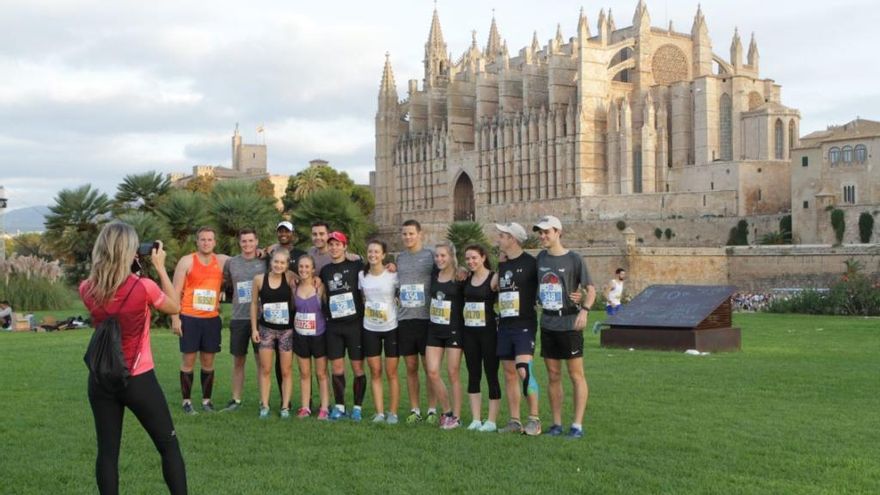 Teilnehmer des Zafiro Palma Marathon.