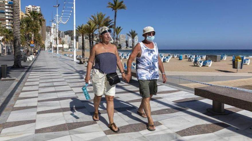 Las mascarillas no serán obligatorias en la playa en Baleares