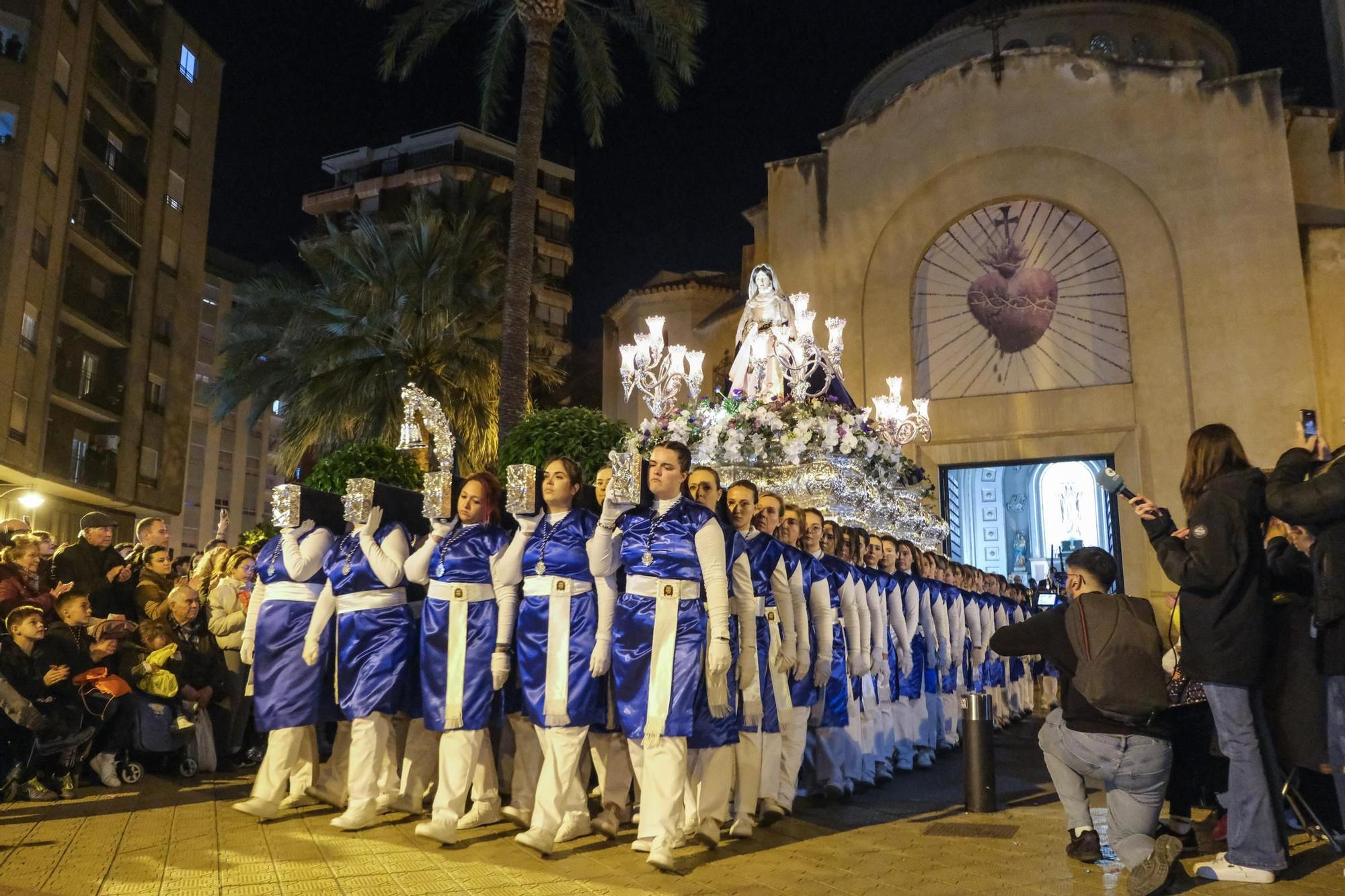 Las mejores imágenes del Martes Santo en Elche