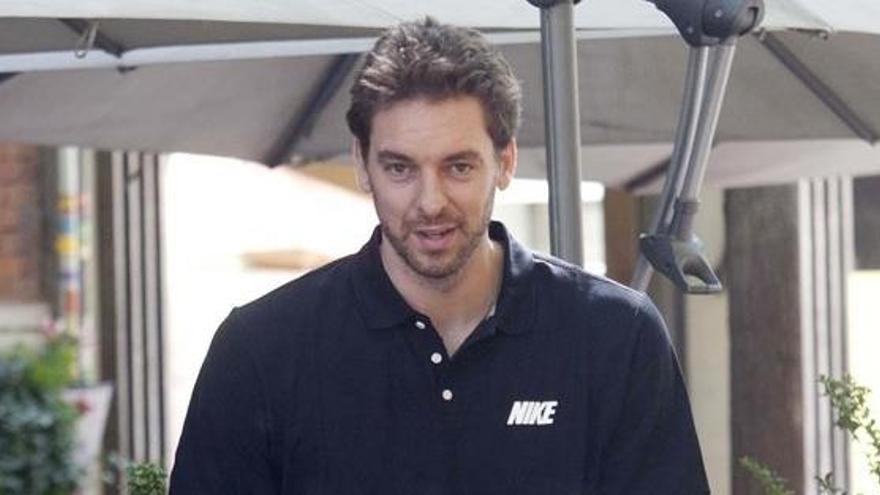 Gasol: &quot;Es atractivo acabar en los Lakers o el Barça, pero hay que ver las opciones reales&quot;