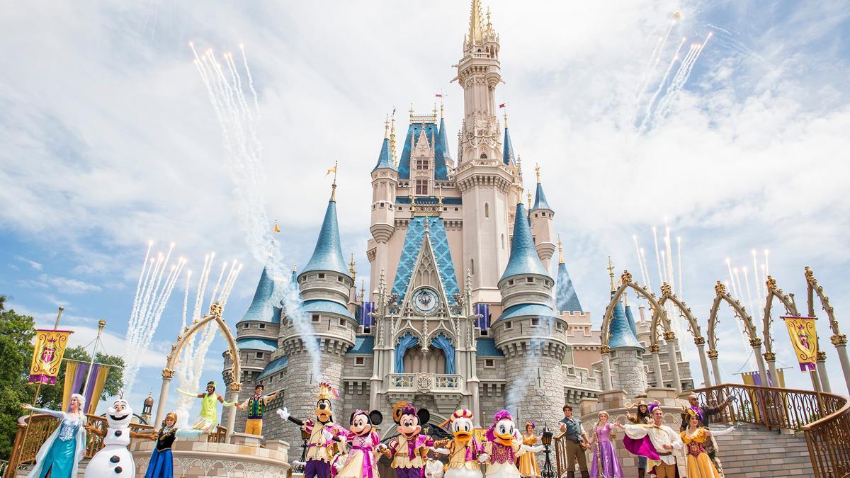 Disneyland Paris da oficialmente la bienvenida a los visitantes