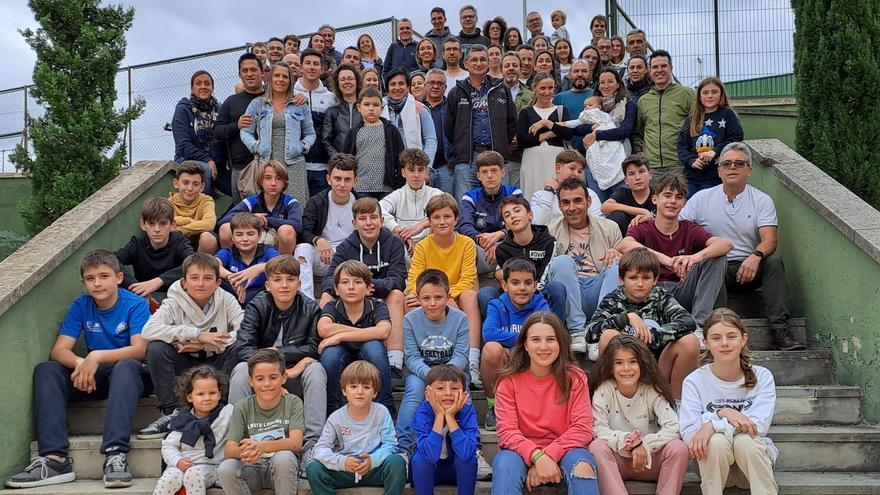 La escuela del CC Ontinyent cierra una etapa con la marcha del director Emilio Solera