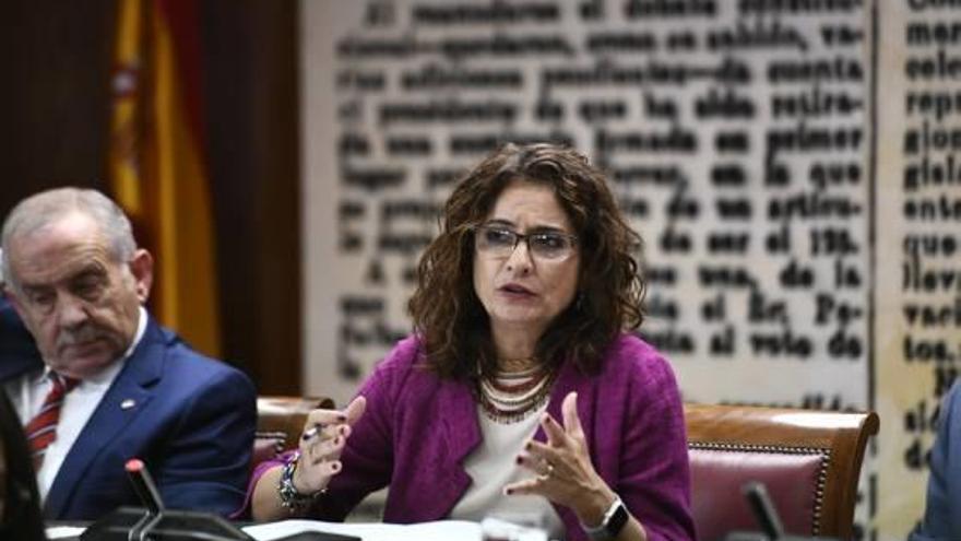 La ministra de Hacienda, María Jesús Montero, compareció ayer en el Senado