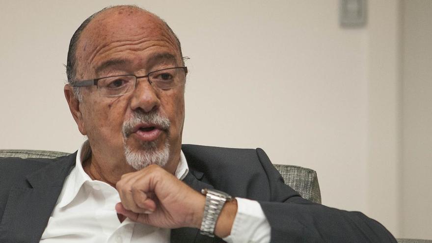 The judge gives free rein to the incineration of the body of Ángel Ferrera almost a month after his death