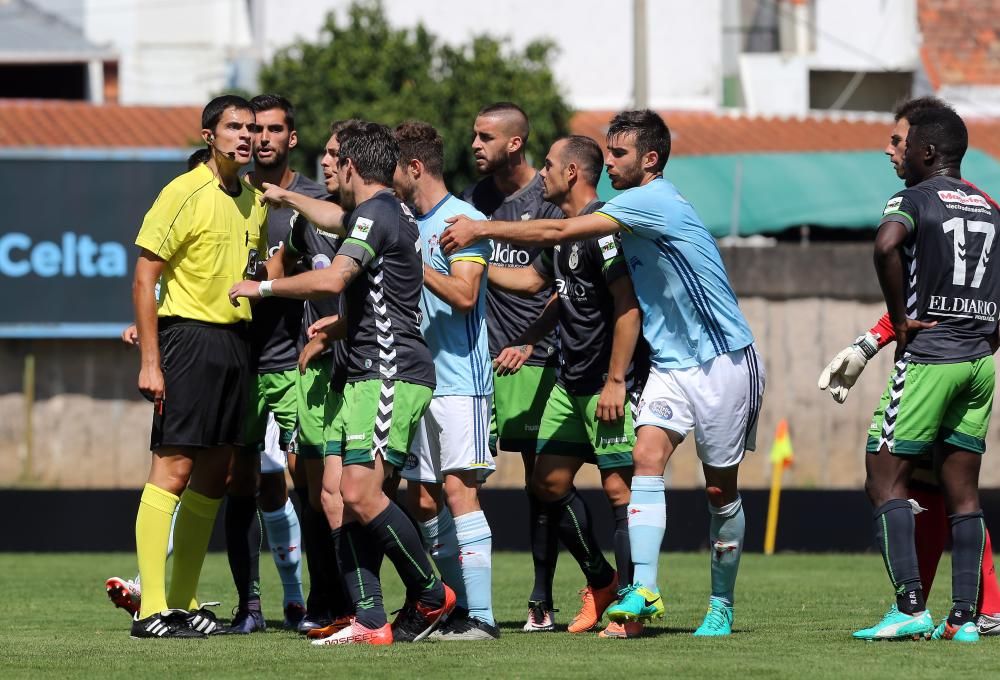 El filial celeste sumó su segundo empate consecutivo en lo que va de competición. Borja Iglesias marcó el primer gol del curso en Barreiro.