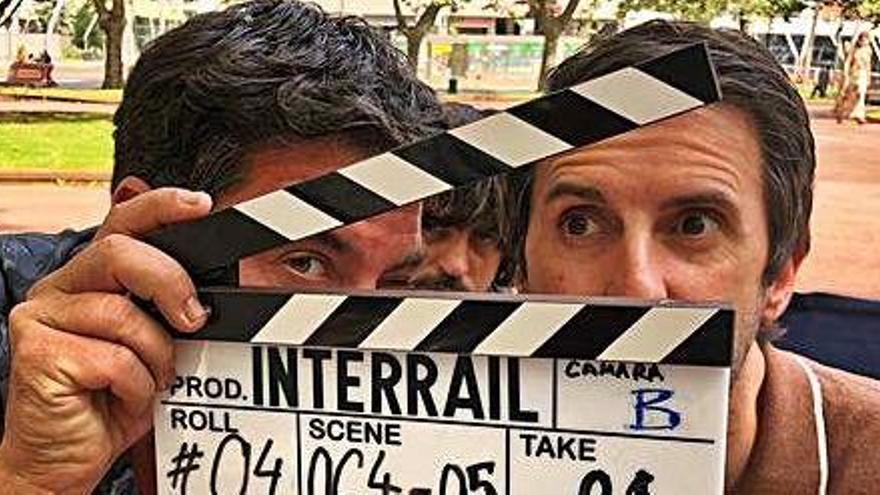 Una imagen tomada durante el rodaje de &#039;Interrail&#039;, de Fer García-Ruiz, protagonizada por Arturo Valls, Julián López y Ernesto Sevilla.