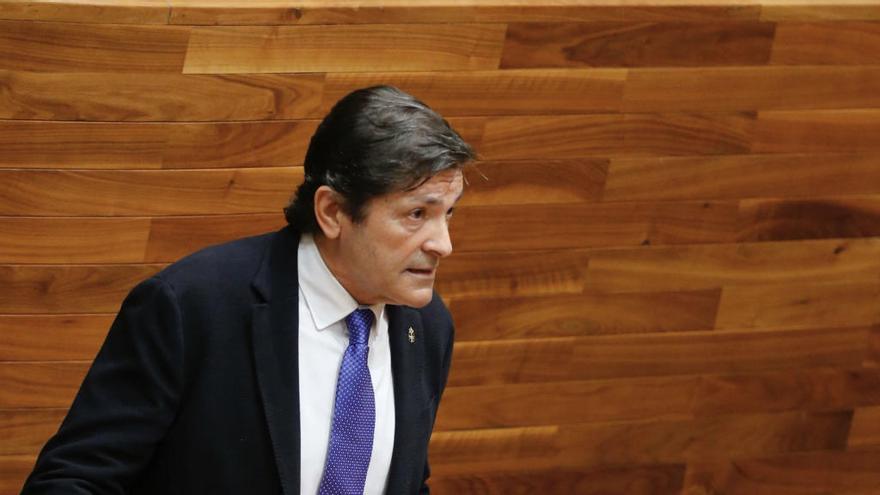 Javier Fernández juzga &quot;muy preocupantes&quot; para Asturias los anuncios de descarbonización del Gobierno de Pedro Sánchez