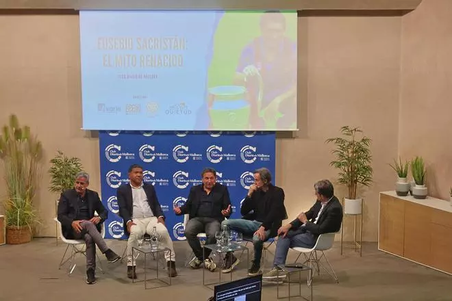 Las mejores fotos de la emocionante charla de Eusebio Sacristán en el Club Diario de Mallorca