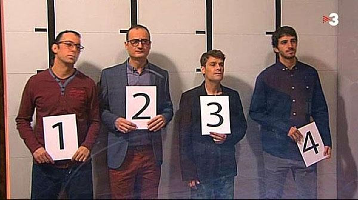 Quatre periodistes, quatre fardells sospitosos, a ‘Crackòvia’ (TV-3).