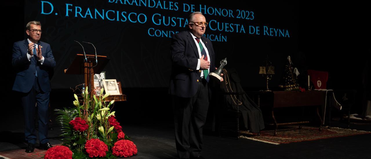 Francisco Gustavo Cuesta de Reyna, un apasionado de la Pasión, premio Barandales de Honor