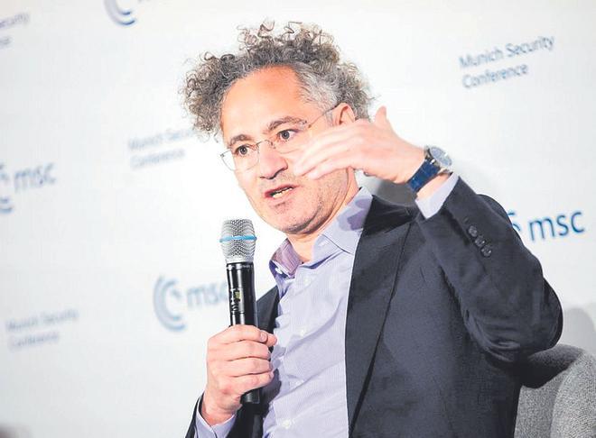 Moncloa veta a la multinacional estadounidense Palantir en contratos y empresas públicas