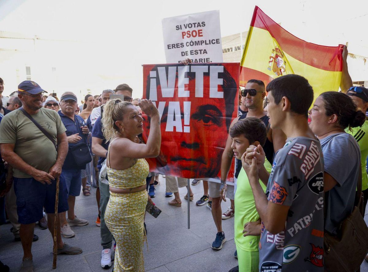 Les Forces de Seguretat segueixen des del febrer l’ofensiva ultra contra migrants Les Forces de Seguretat segueixen des del febrer l’ofensiva ultra contra migrants