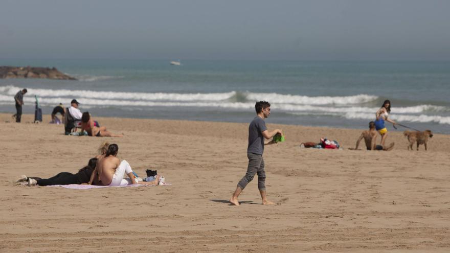 Sagunt vigilará sus playas durante las fiestas