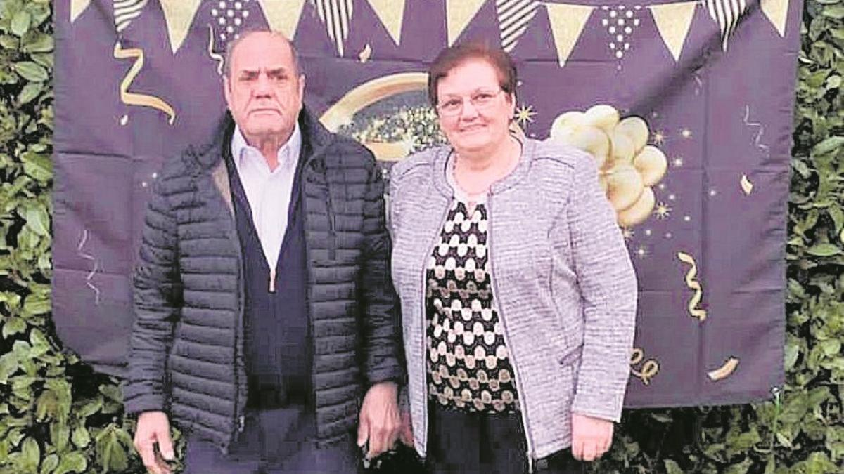 Paulino y Pilar en la celebración de sus bodas de oro, en 2021. | Ch. S.