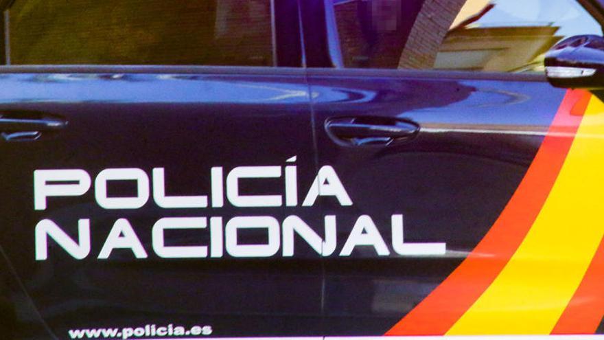 Detenida por dejar solo a su hijo menor en casa y no volver en dos días