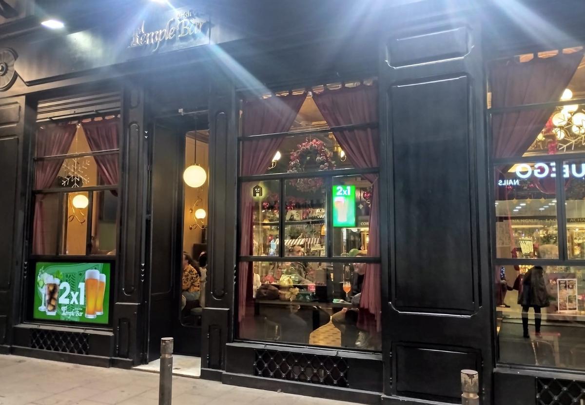El nuevo Temple Bar Irish Coffee, donde antes estuvo el Gran Café de la calle de Avinyó.