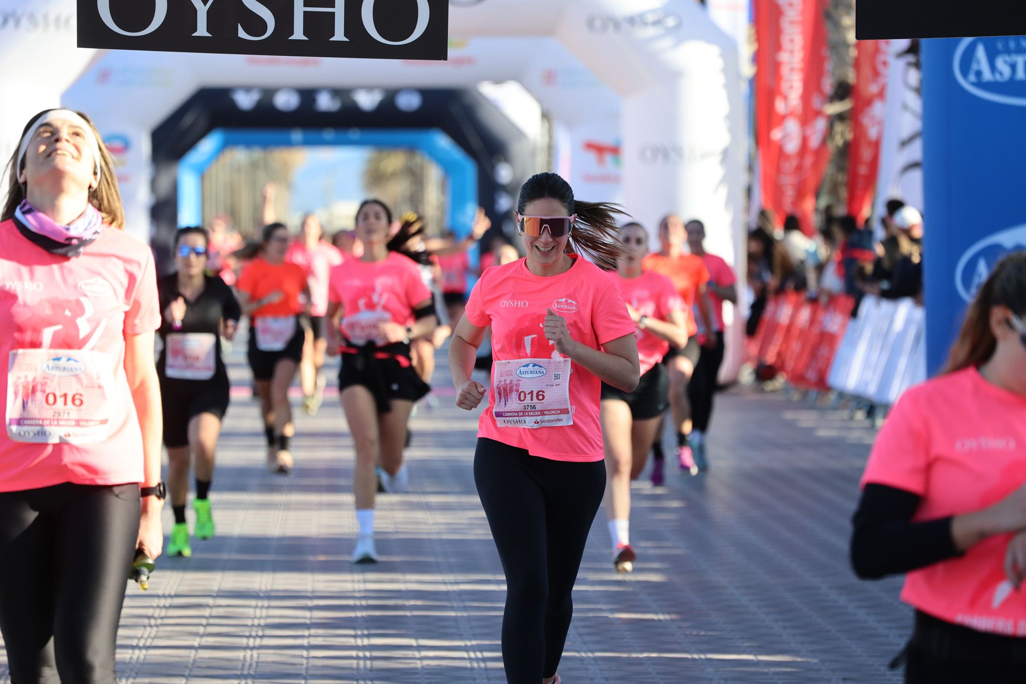 Carrera de la Mujer 2025: Las mejores imágenes del evento