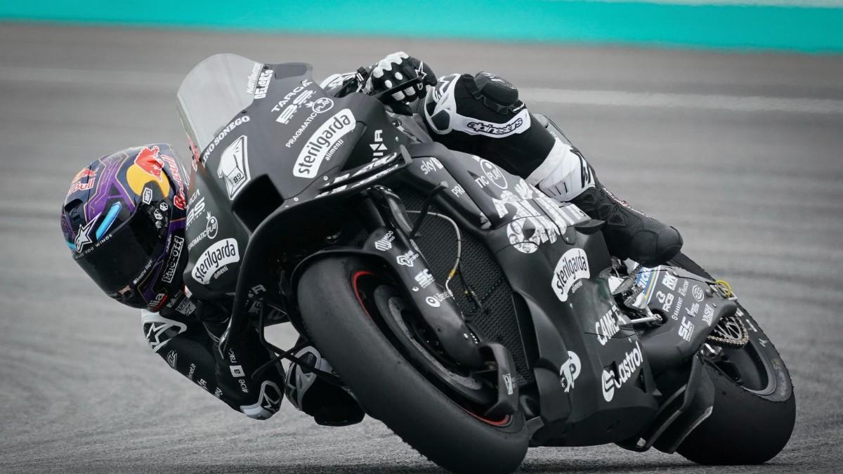 Jorge Martín, en unos test con Aprilia