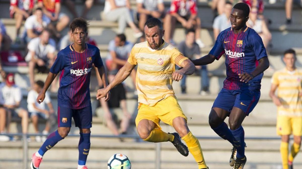 Eloi Amagat, durante un amistoso ante el Barça B de esta pretemporada