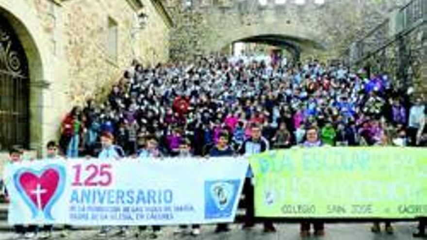 El colegio San José celebra el día de la paz y no violencia