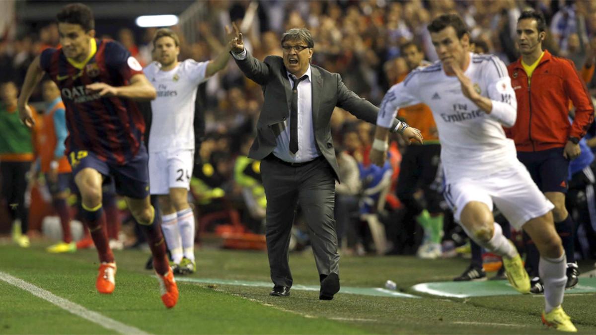 La jugada a la que se refería Casillas entre Bartra y Bale en la final de la Copa del Rey 2014