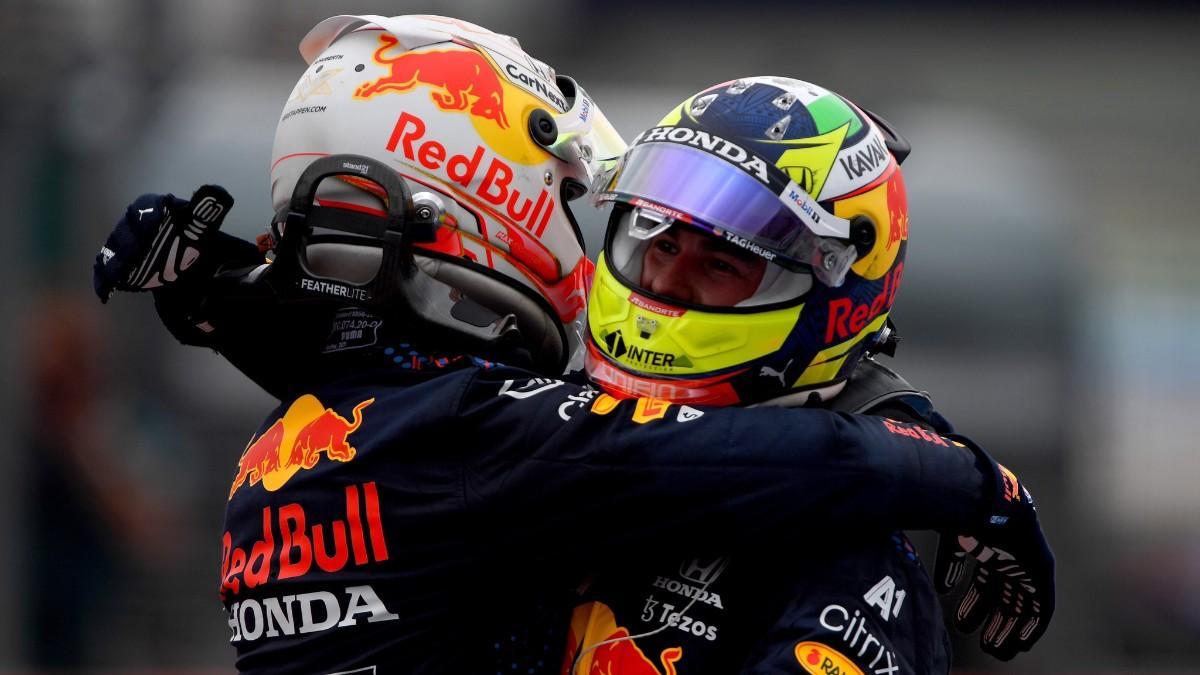 Verstappen y Pérez celebran el primer y segundo puesto en Francia