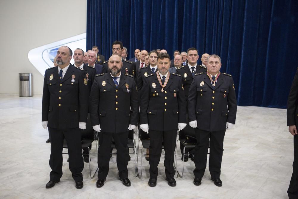 Actos de conmemoración del aniversario de la Policía