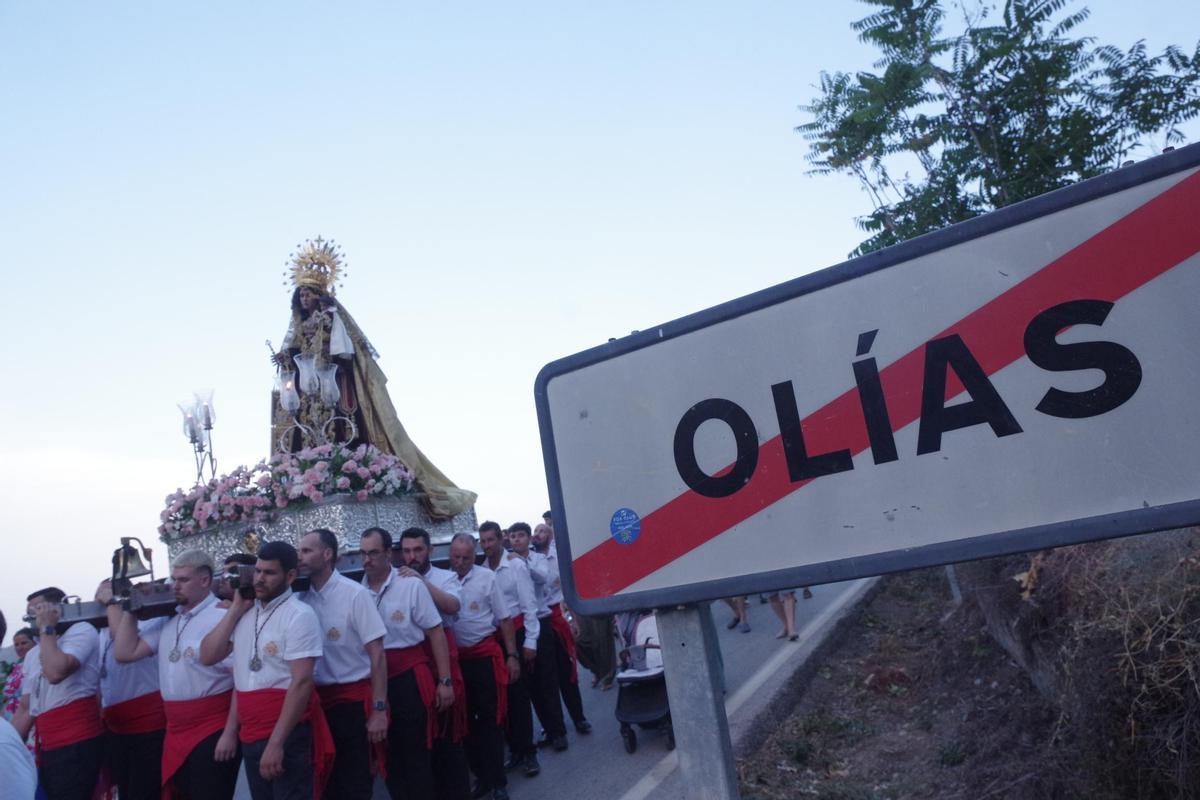 Traslado de la Virgen del Carmen de Olías a la Iglesia de San Vicente Ferrer
