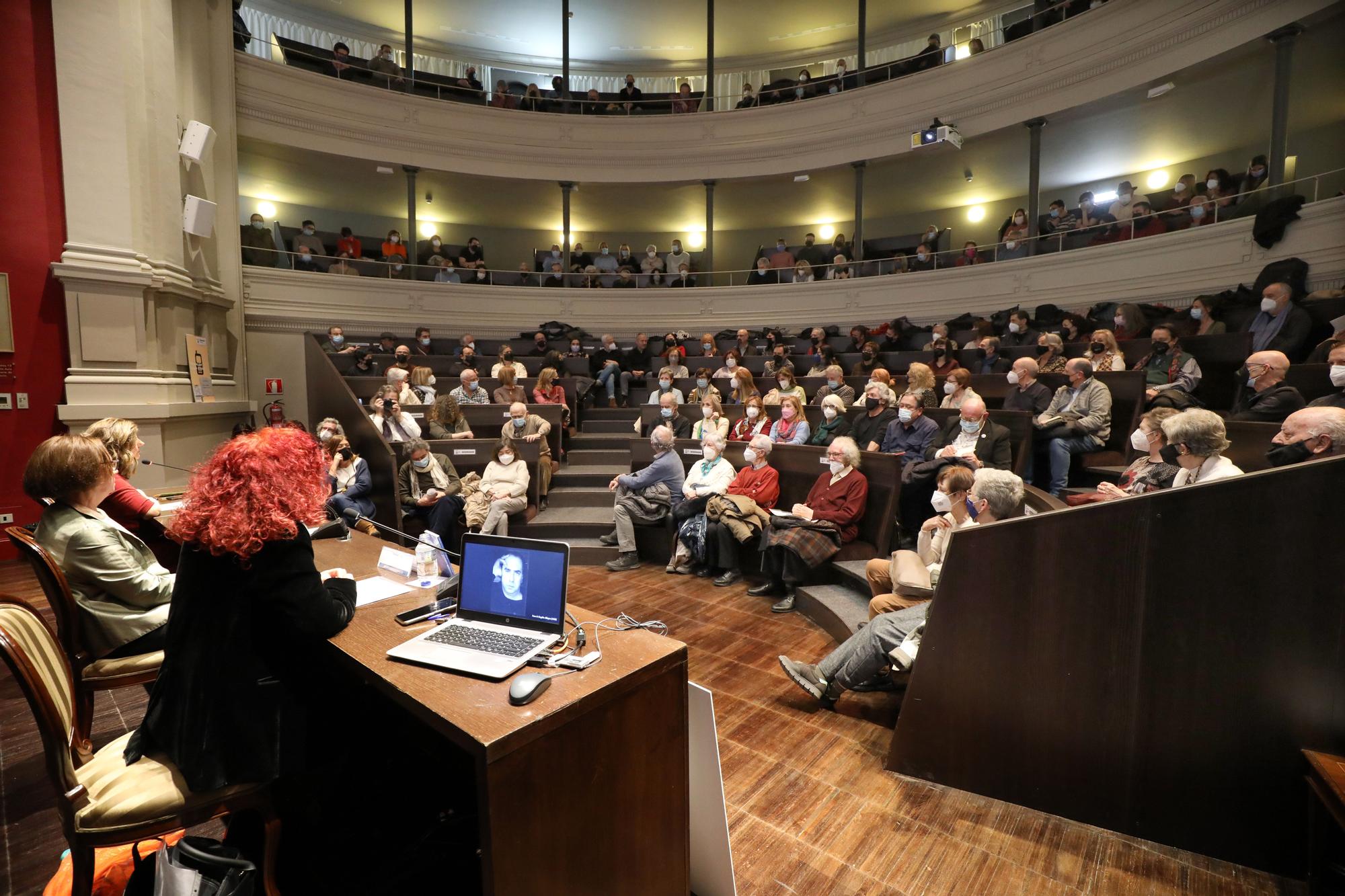 Presentación de la antología poética de Ángel Guinda, 'El arraigo de vivir'