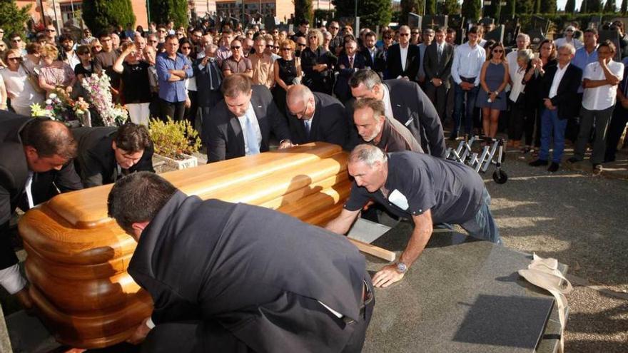 El entierro de Gustavo Bueno, el lunes, en Santo Domingo de la Calzada.