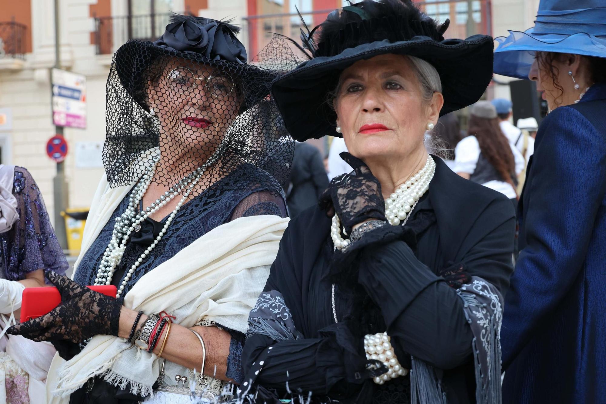 Inicio de la Feria Modernista de Alcoy 2025