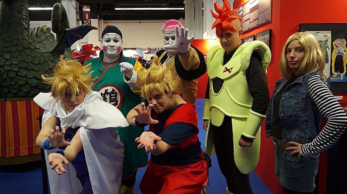 El Saló del Manga ha batut el rècord Guinness de persones disfressades de personatges de la sèrie ’Bola de drac’