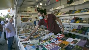 Uno de los estands de la Setmana del Llibre en Català de 2021. 