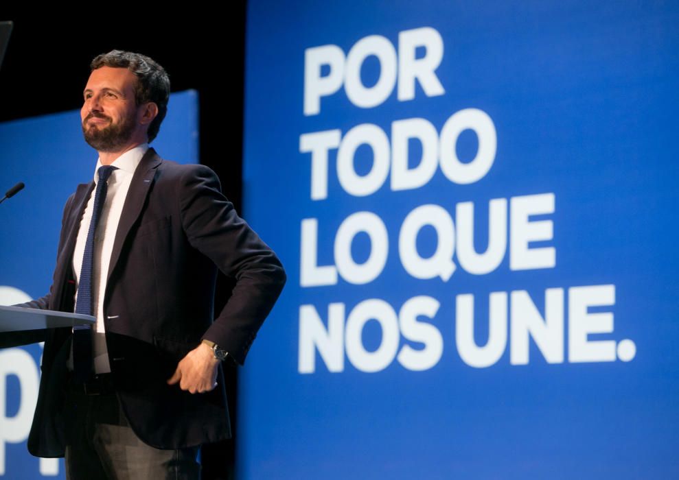 Pablo Casado centra su campaña en la economía durante un acto del PP celebrado en Alicante