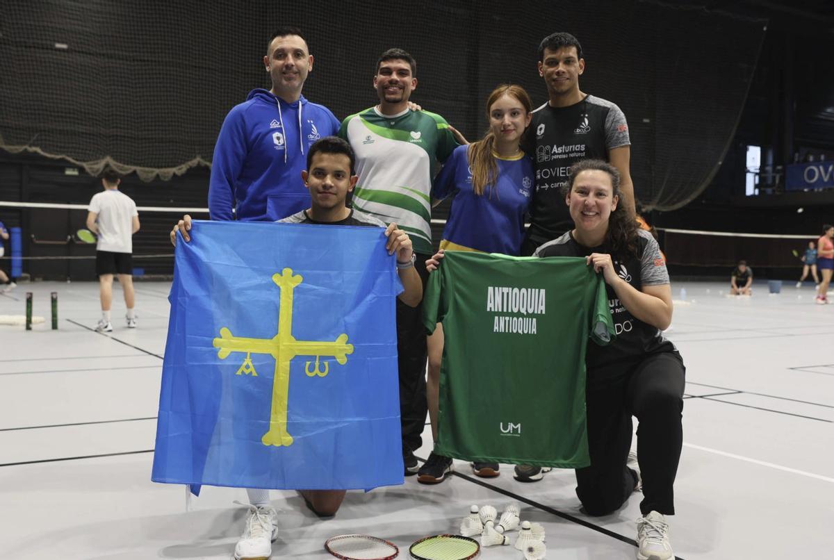 Arriba, por la izquierda, Cesar Gonzalez , Diego Alexander Lopera Giraldo, Paula Andrea Cely Casallas y Juan Felipe Noguera Quintero; debajo, Juan Manuel Noguera Quintero y Mónica Ospina Gómez. | MARIO CANTELI