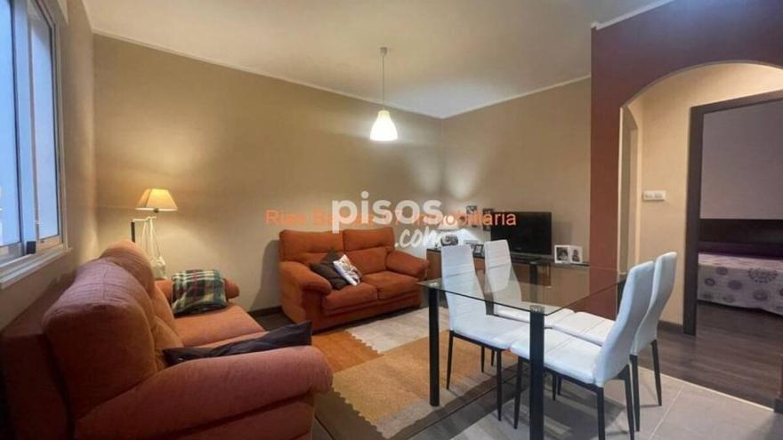 Oportunidad inmobiliaria en Vigo: 2 habitaciones, 80m² y acaba de bajar de 100.000€