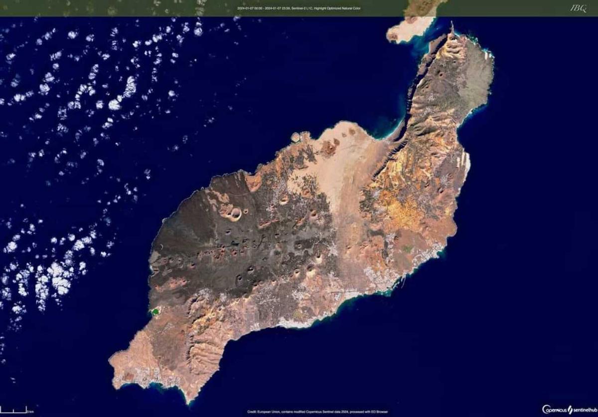 Lanzarote vista por el satélite Sentinel 2 el 7 de enero de 2024.