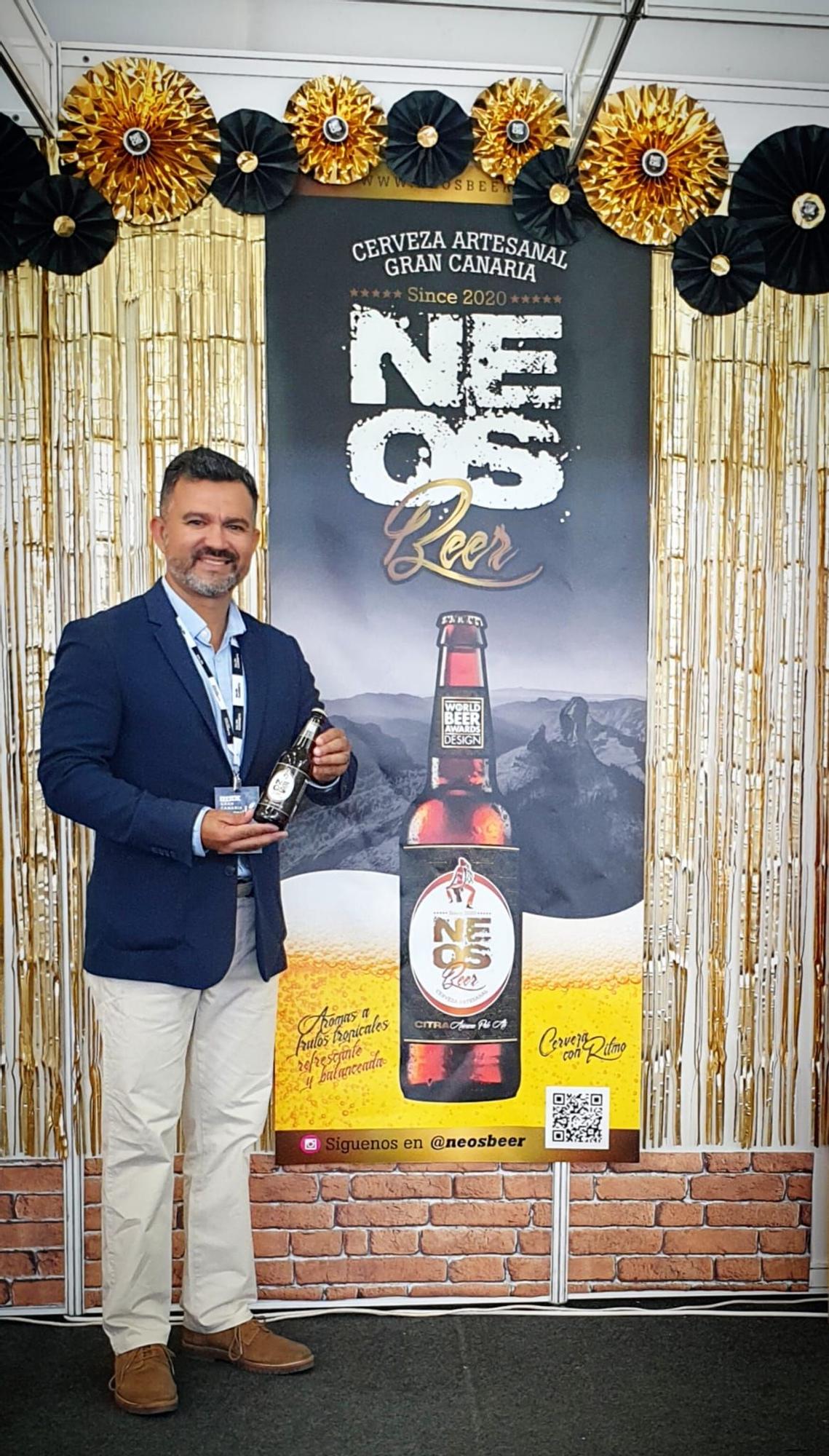 Cerveza artesanal Neos, fabricada en Agüimes