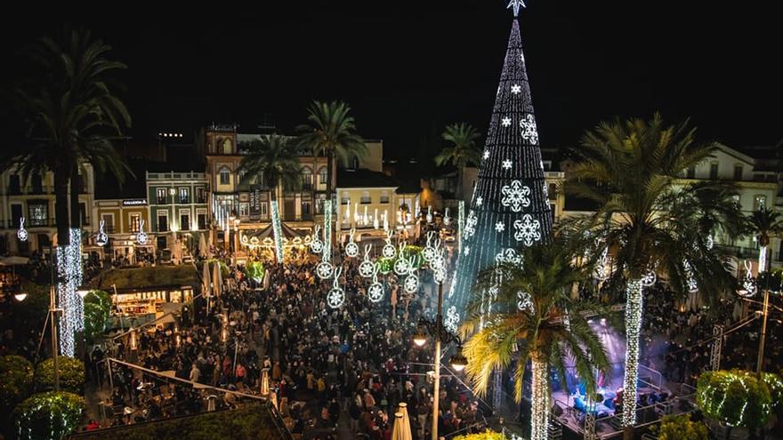 Encendido de las luces navideñas en la plaza de España.