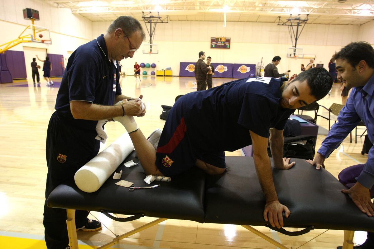 Trabajando con Juan Carlos Navarro en el viaje del Barça para medirse a los Lakers en 2008