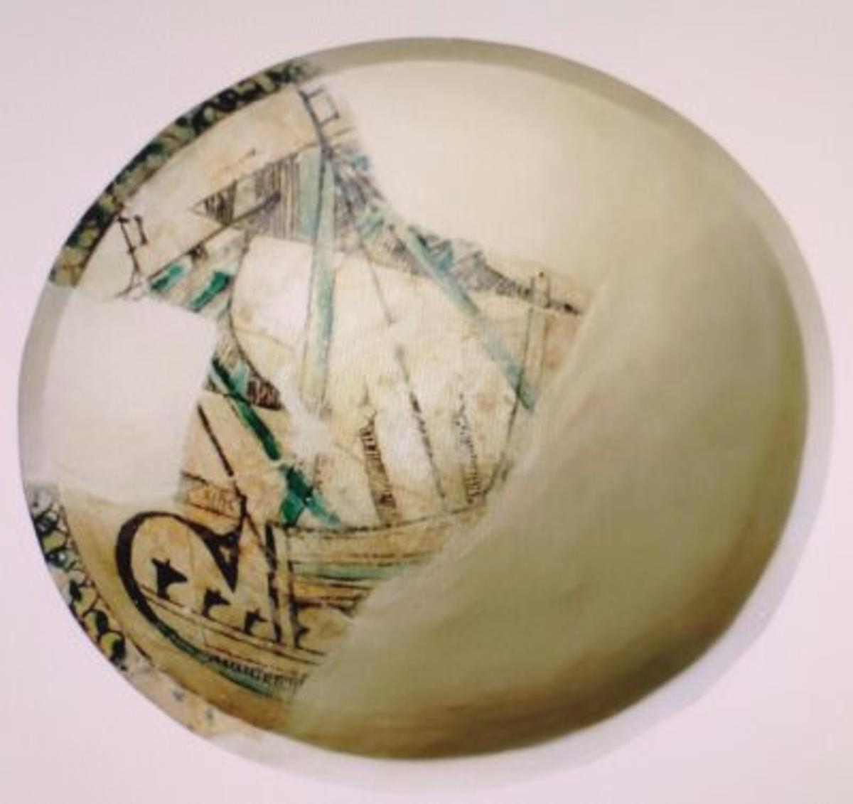 El "Plat de la Nau" de Dénia, del siglo XI y expuesto en el Museo Arqueólico de la ciudad