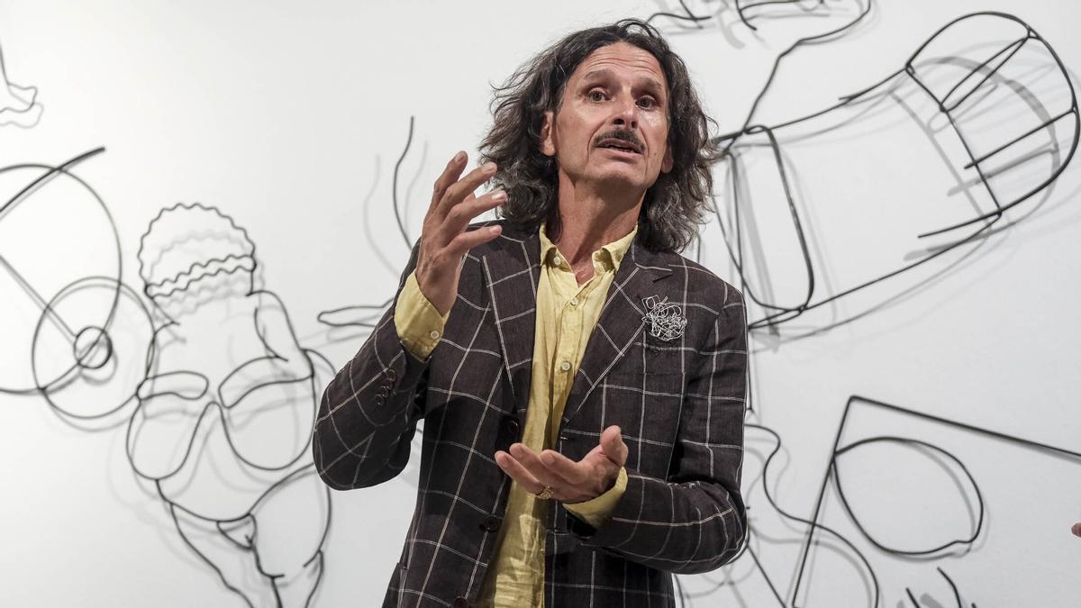 Octavio Floreal compendia 40 años de «mitología artística» en la muestra ‘Indágine IX’26’