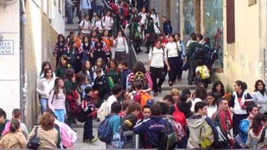 La educación extremeña mejora en gasto y reduce el fracaso, aún alto