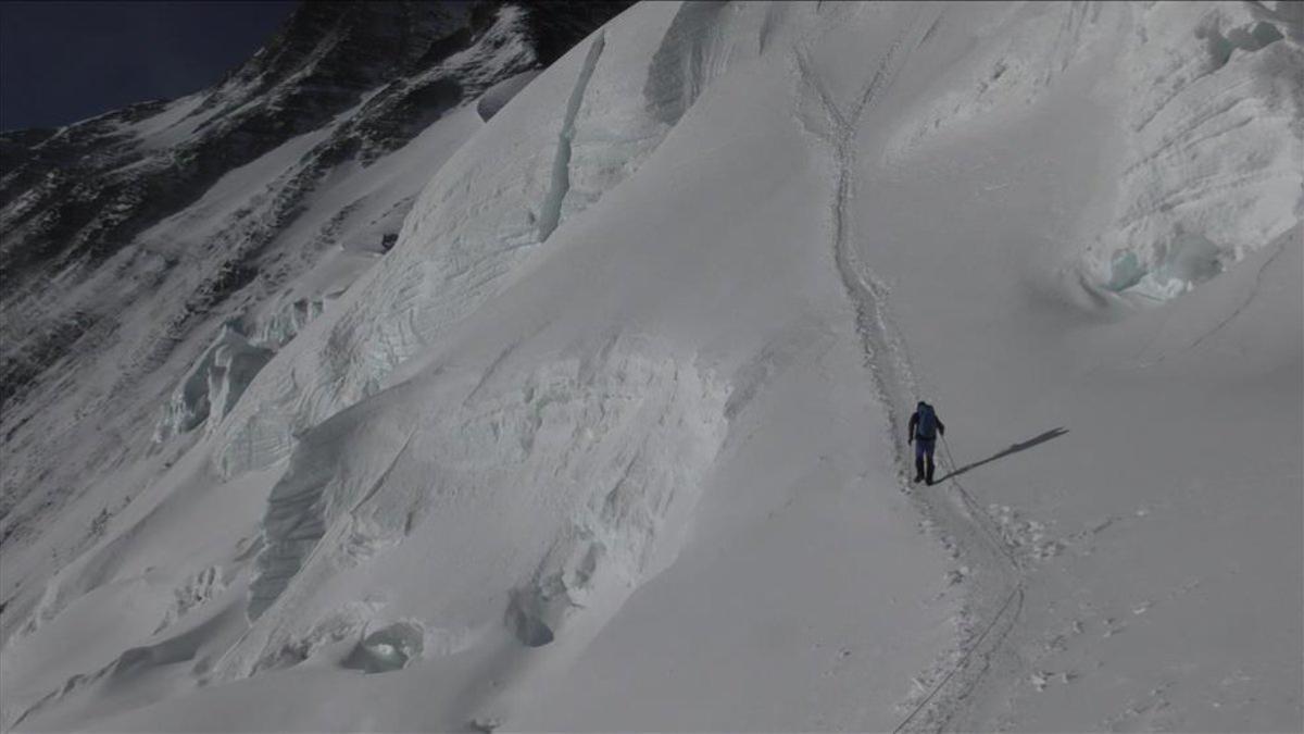 Tal fecha como hoy Jornet cumple 3 años del doble ascenso al Everest