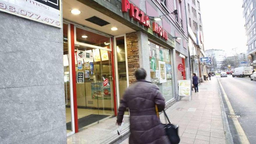 La pizzería de la calle Cuba donde se produjo el atraco.