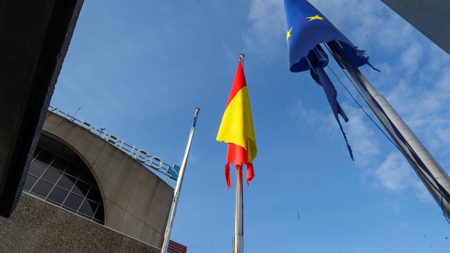 Reclaman el izado de la bandera gallega en el Hospital